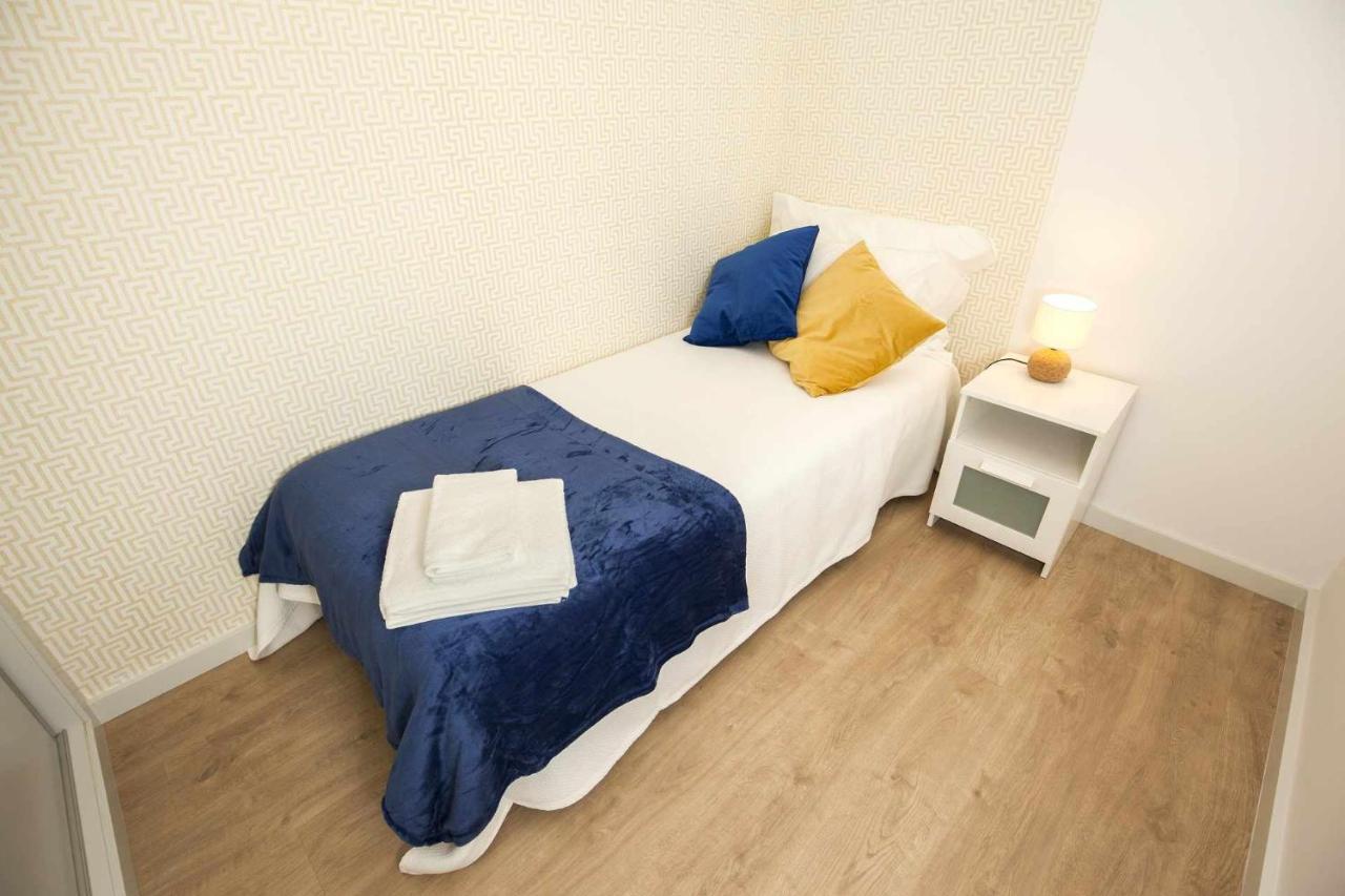 Golden & Blue House O Seu Novo Espaco No بورتو المظهر الخارجي الصورة